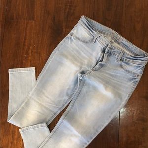 DL light wash Jeans